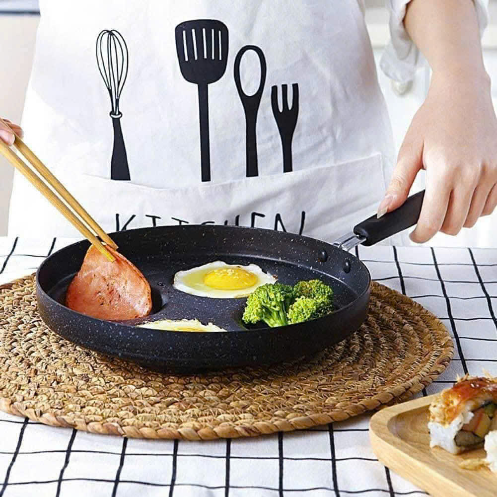 CHẢO CHIÊN TRỨNG 4 NGĂN trái tim CHỐNG DÍNH