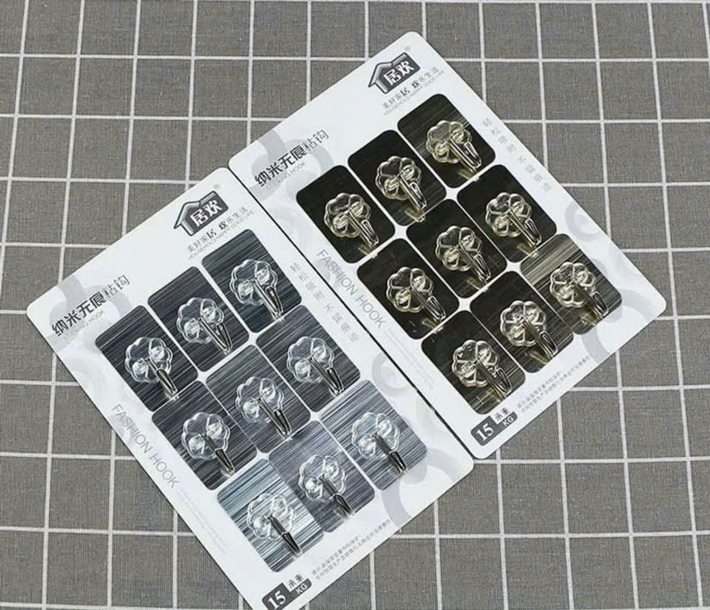 Vỉ móc dán tường vỉ 9 cái.