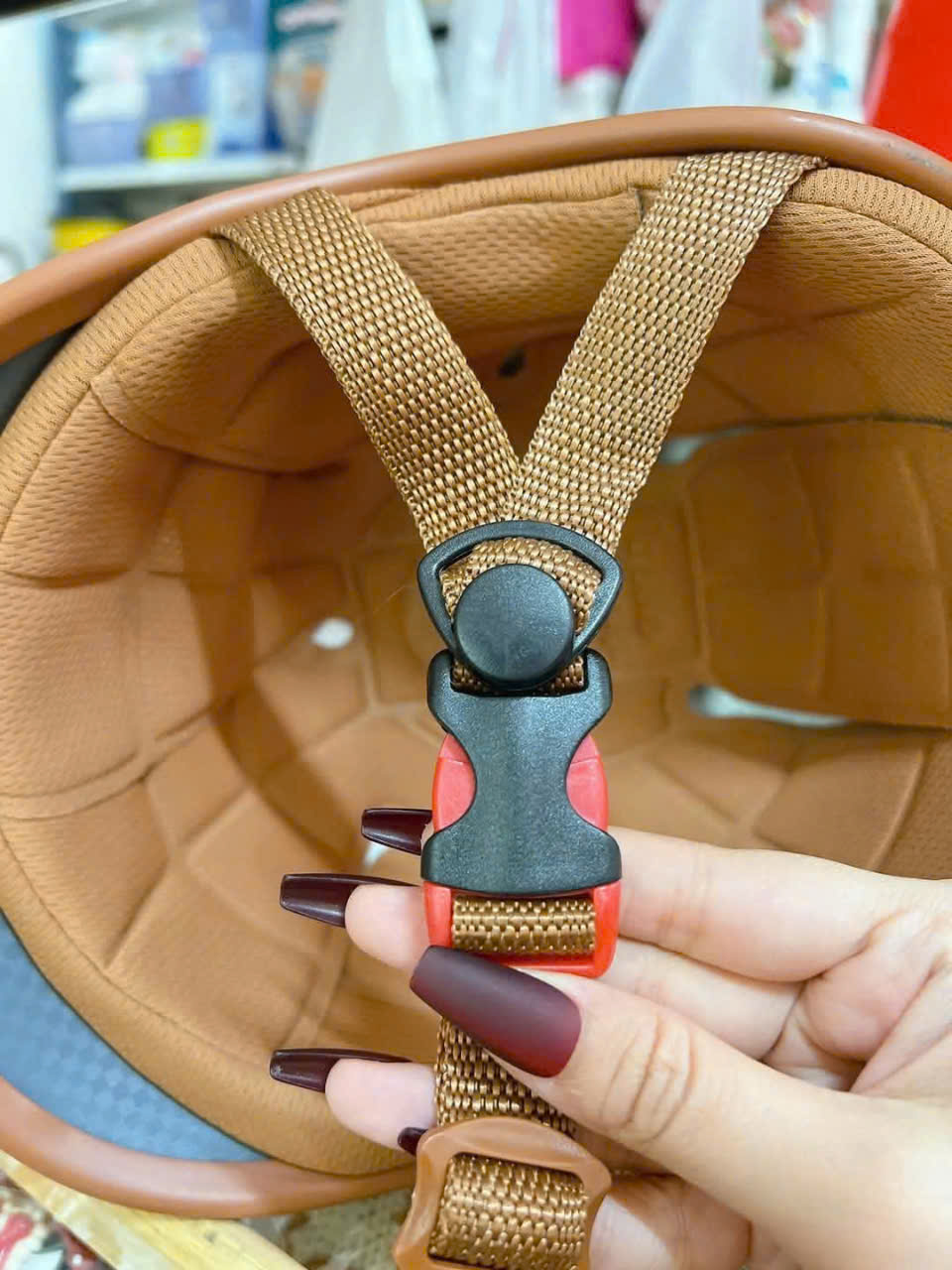 Mũ,nón bảo hiểm hình cá heo Người Lớn