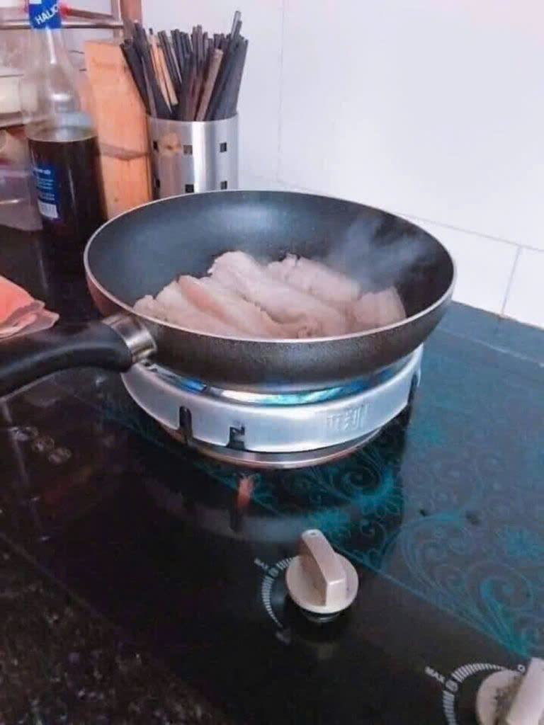 KIỀNG CHẮN GIÓ BẾP GA AN TOÀN