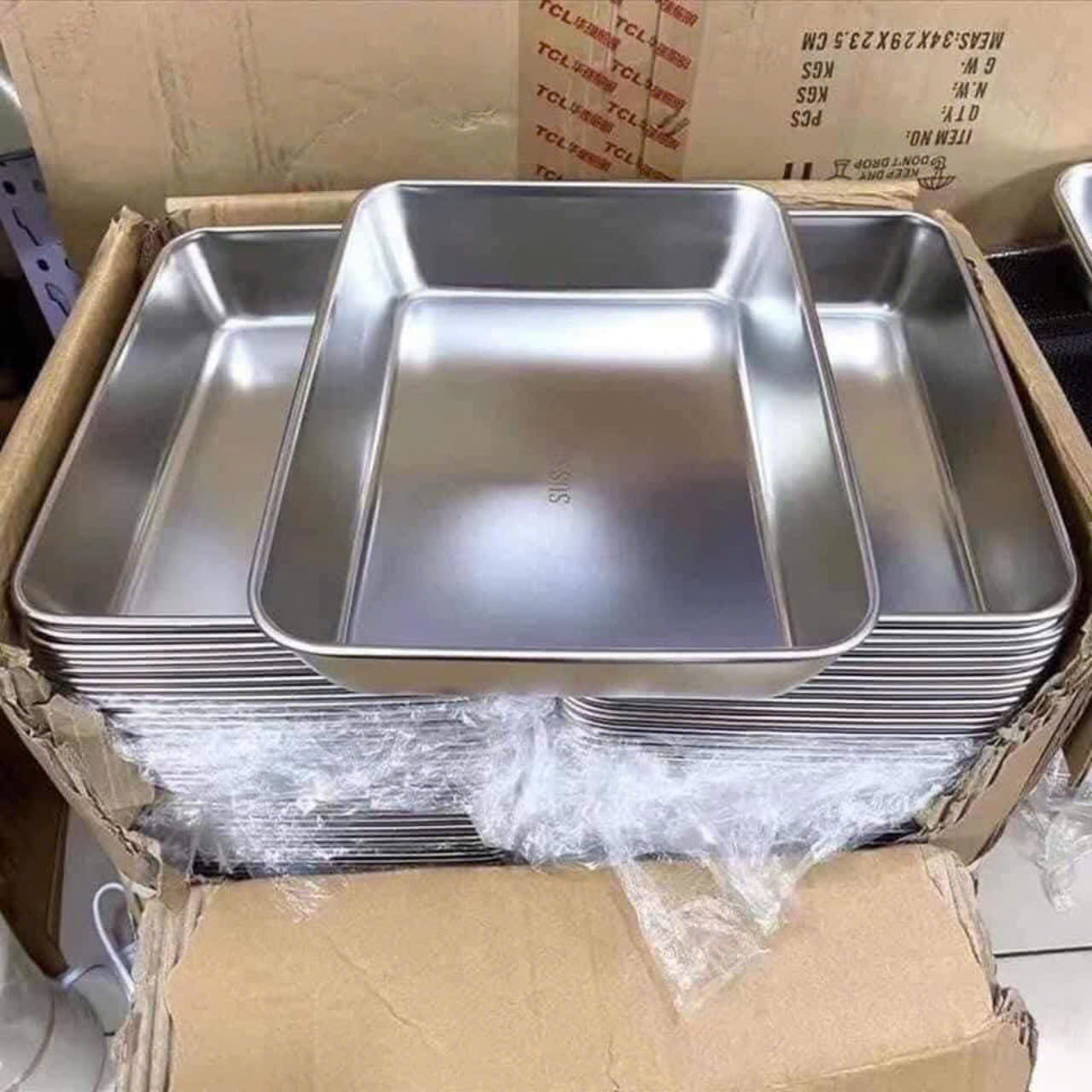 HỘP ĐỰNG THỨC ĂN BẰNG INOX 304 CỠ LỚN CÓ LẮP ĐẬY