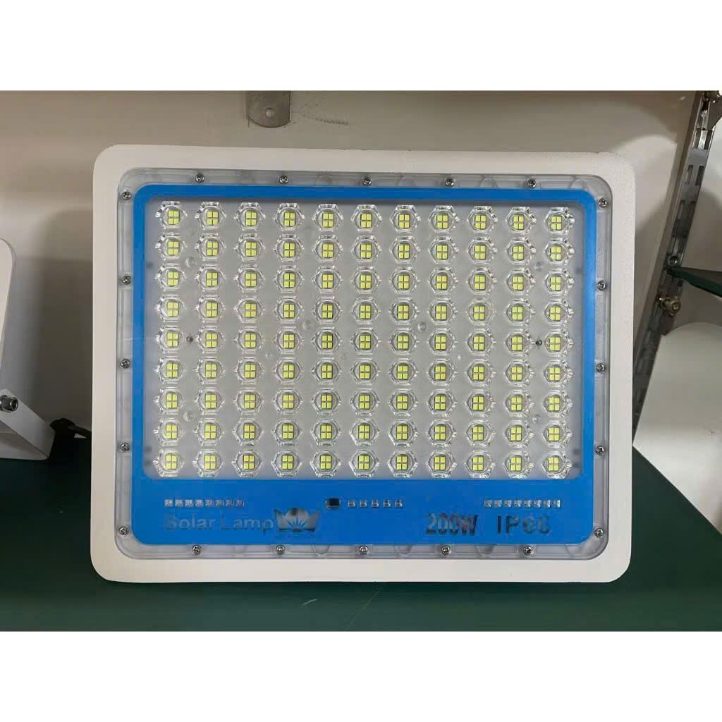 ĐÈN NĂNG LƯỢNG MẶT TRỜI CAO CẤP 300W
