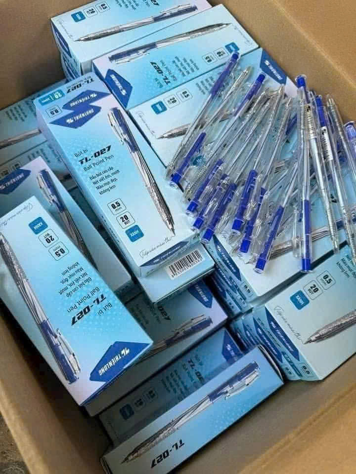 Hộp 20 Bút Bi Xanh Thiên Long