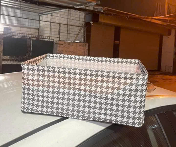Hộp vải đựng quần áo caro size trung