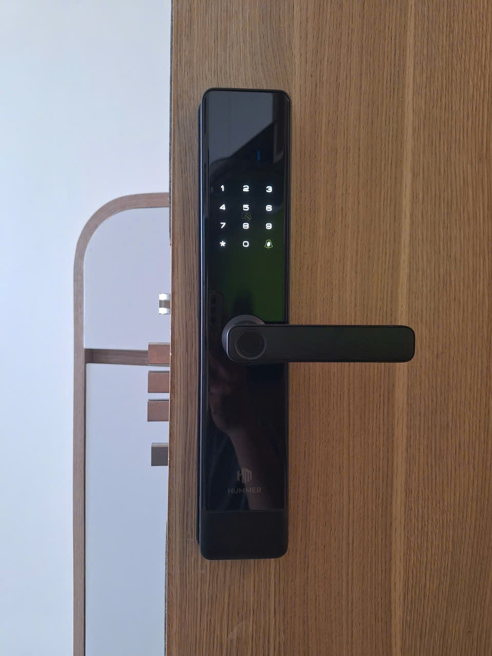 Lắp đặt khóa vân tay Hummer HM-666 tại Vinhomes Smart Tây Mỗ