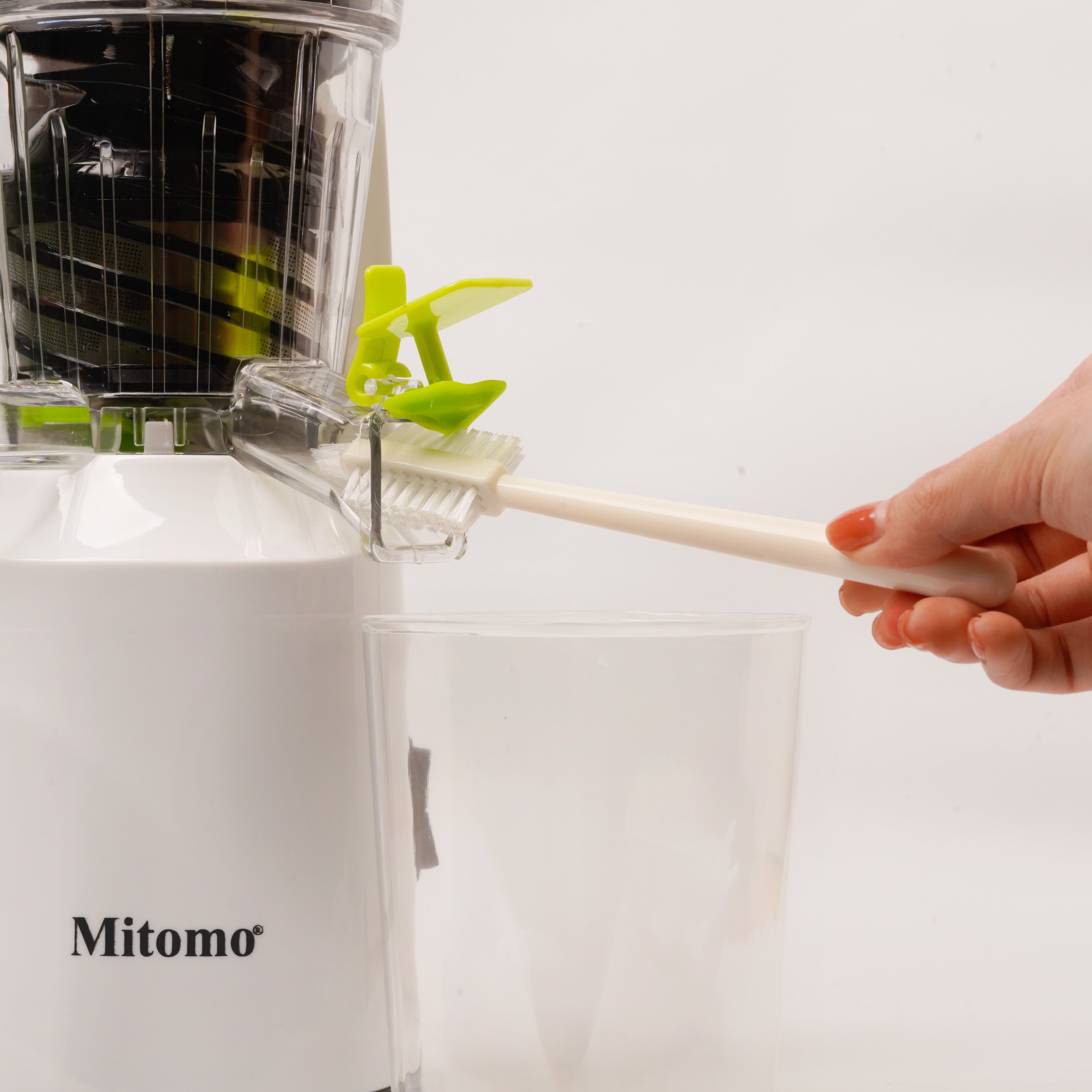 Máy Ép Trái Cây Chậm Mitomo EC-55 Màu Đen