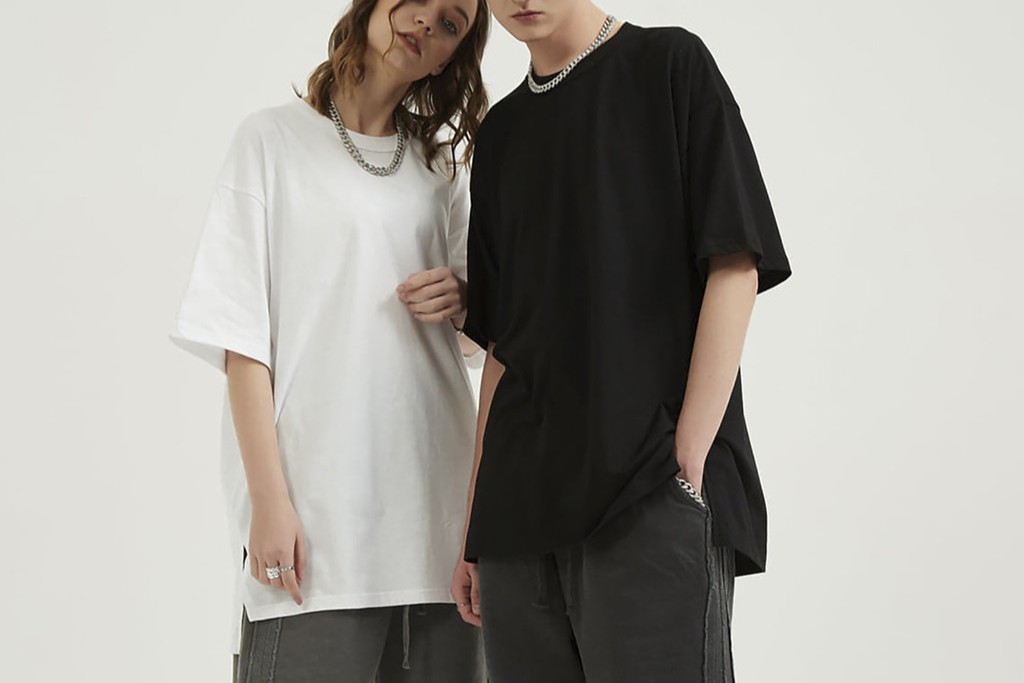 Áo Oversize là gì? Xu hướng thời trang đẳng cấp và hiện đại