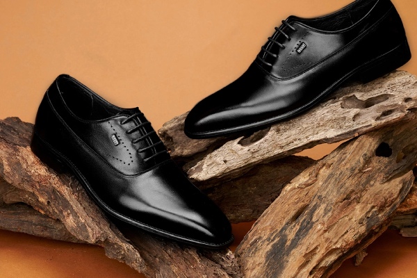 Đế phíp là gì? Ưu điểm và cách nhận biết của loại giày này