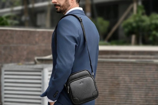 Địa chỉ bán túi xách nam da thật Tuyên Quang bạn yên tâm mua sắm