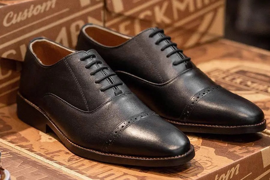 Giày Oxford là gì? Kiểu giày kinh điển quý ông cần có