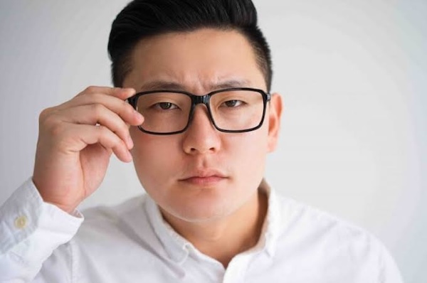 Kính bị chật phải làm sao? 7 cách xử lý đúng