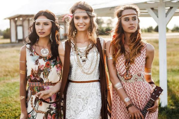 Phong cách Bohemian là gì? Chất tự do không bao giờ lỗi mốt