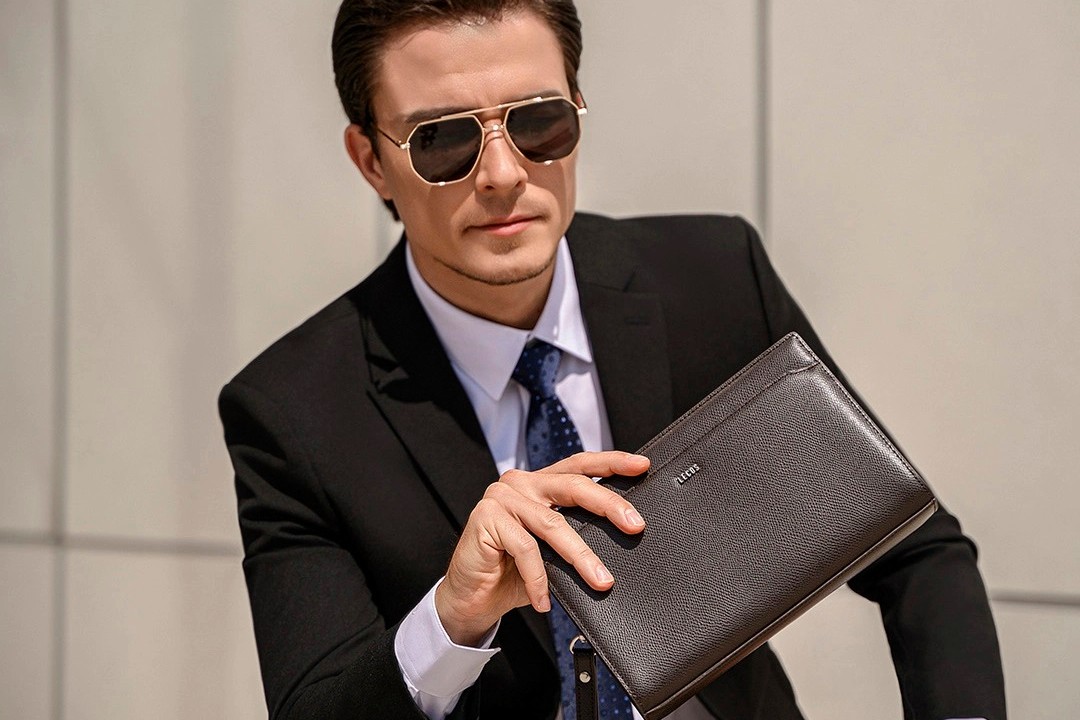 Gợi ý phụ kiện cao cấp làm quà tặng đối tác