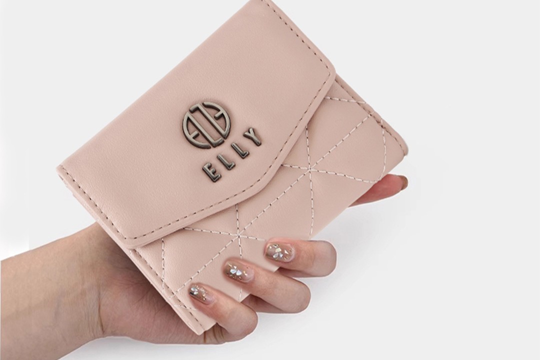 Phụ kiện thời trang làm quà tặng cao cấp có bền không?