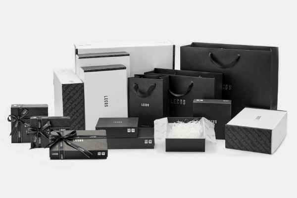 Quà tặng cá nhân hóa từ thương hiệu phụ kiện cao cấp LECOS