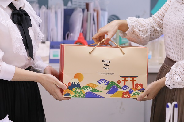 Gợi ý quà tặng nhân viên xuất sắc dịp cuối năm ý nghĩa