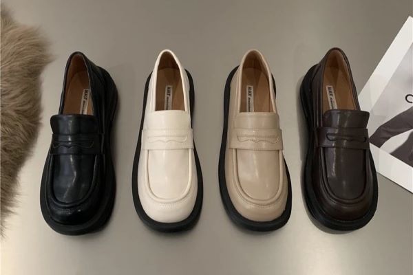 Top 6 cách phối đồ với giày loafer nữ cực xinh