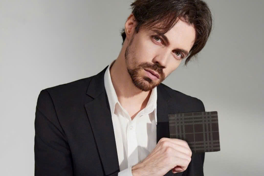 Quà Tặng Doanh Nghiệp Sang Trọng Giá Tốt Được Săn Đón