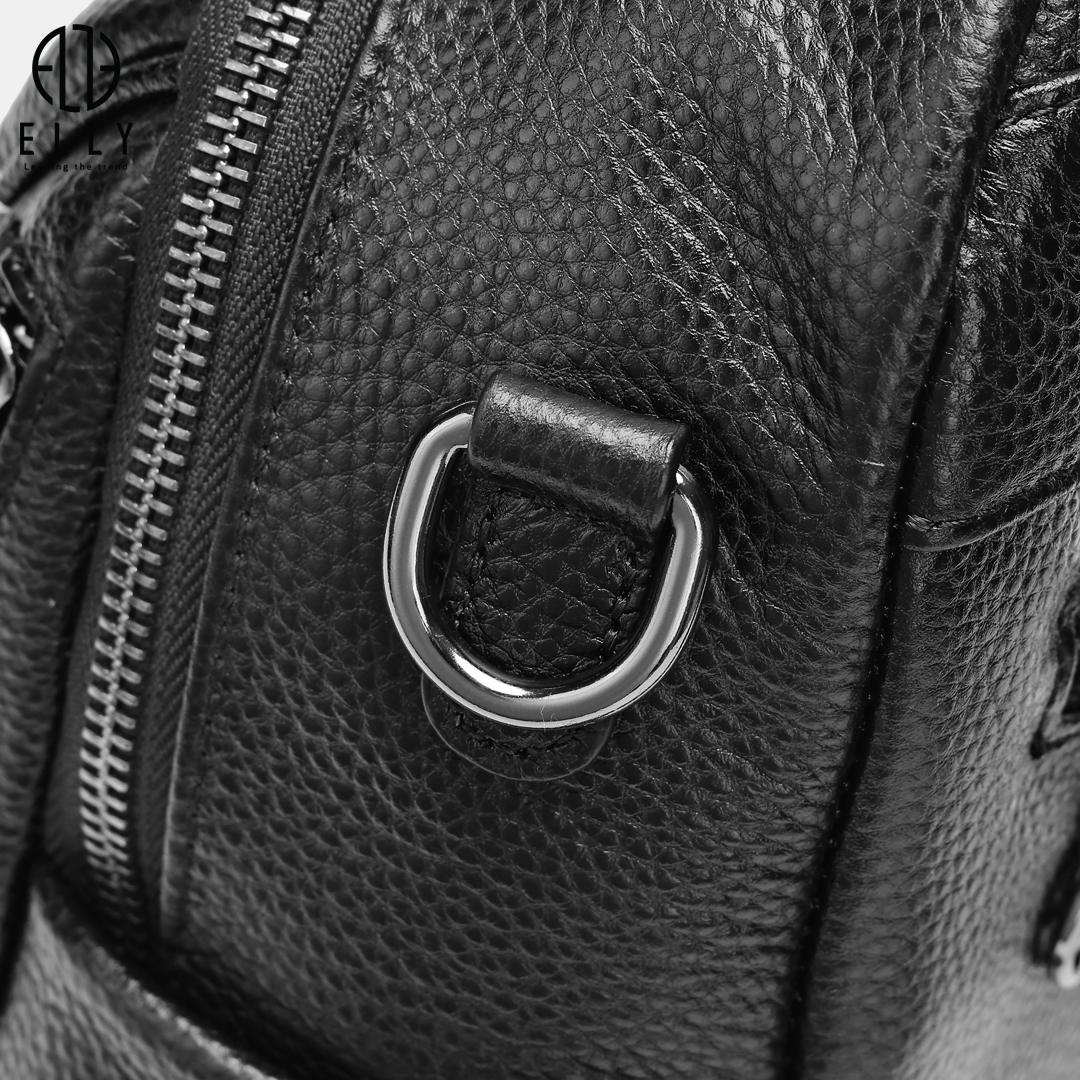 Không chỉ thu hút bằng thiết kế bên ngoài, EB30 còn gây ấn tượng với chất liệu da thật cao cấp được tuyển chọn kỹ lưỡng