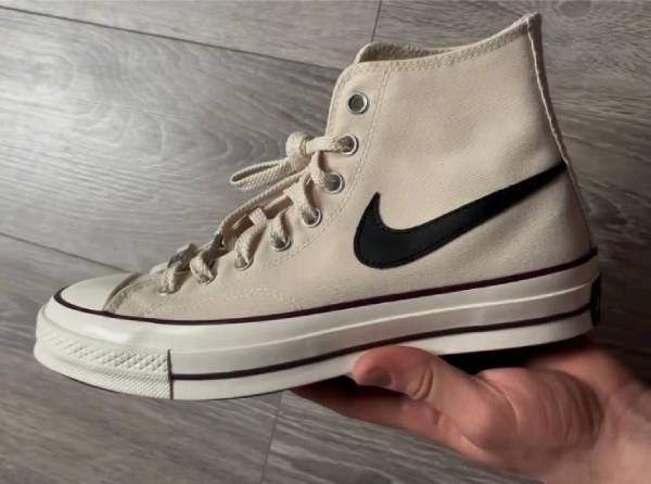 giày sneaker Nike