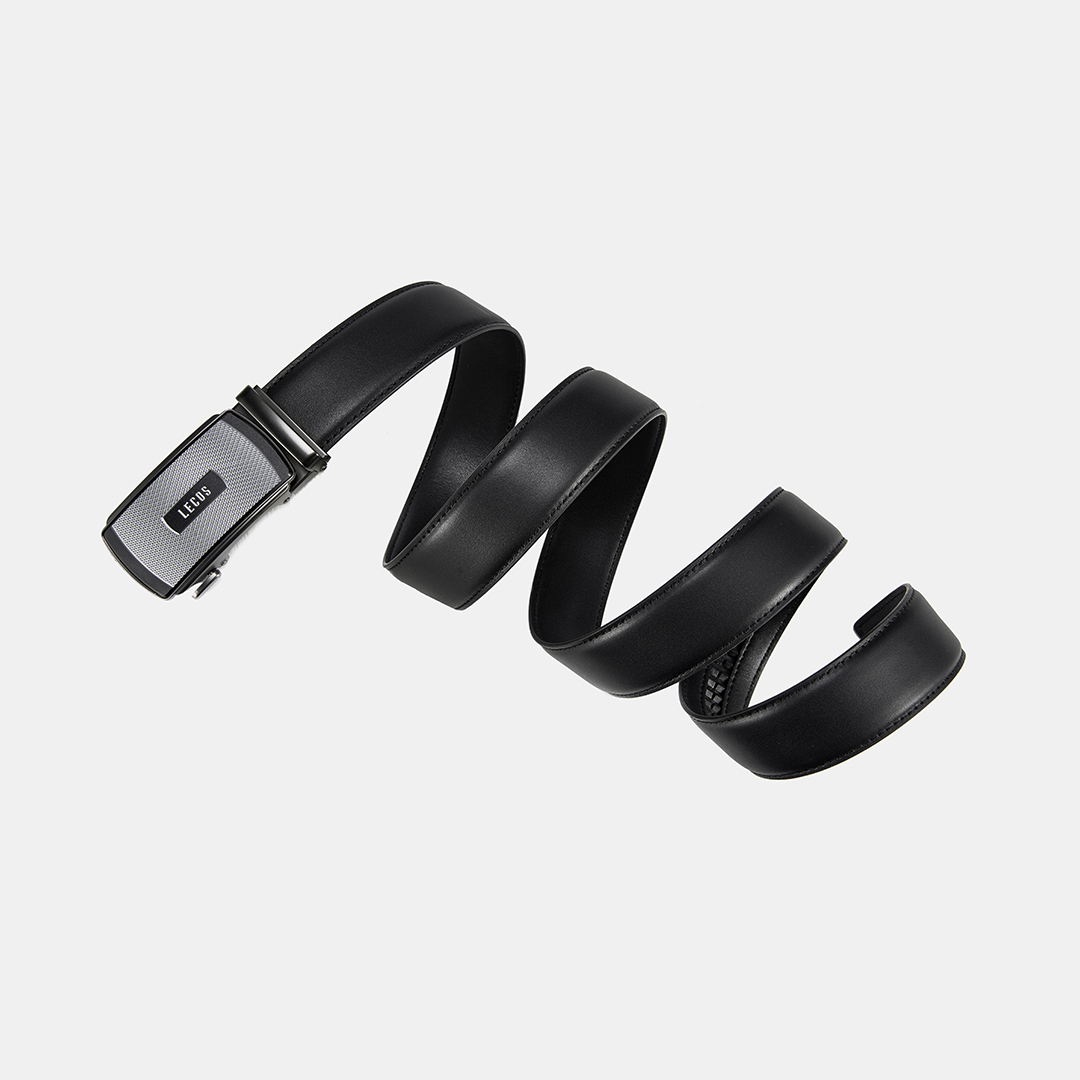 Mặt khóa LDH23 có khả năng kết hợp linh hoạt với nhiều loại dây lưng da bản lớn, dễ dàng tháo lắp, giúp người dùng tùy biến theo phong cách cá nhân