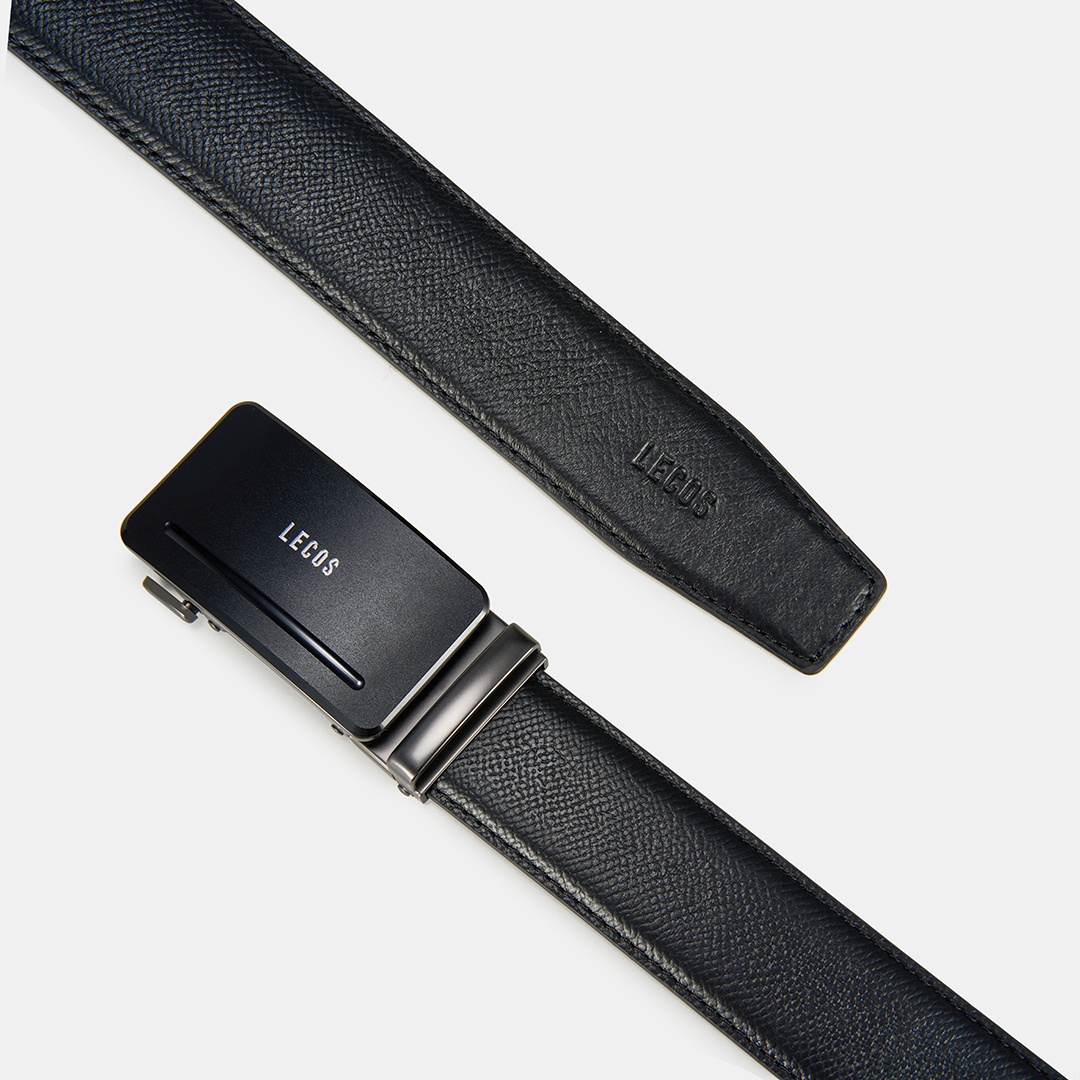 Bề mặt dây được xử lý nhám lỳ, tạo hiệu ứng mờ lì sang trọng, hạn chế trầy xước trong quá trình sử dụng