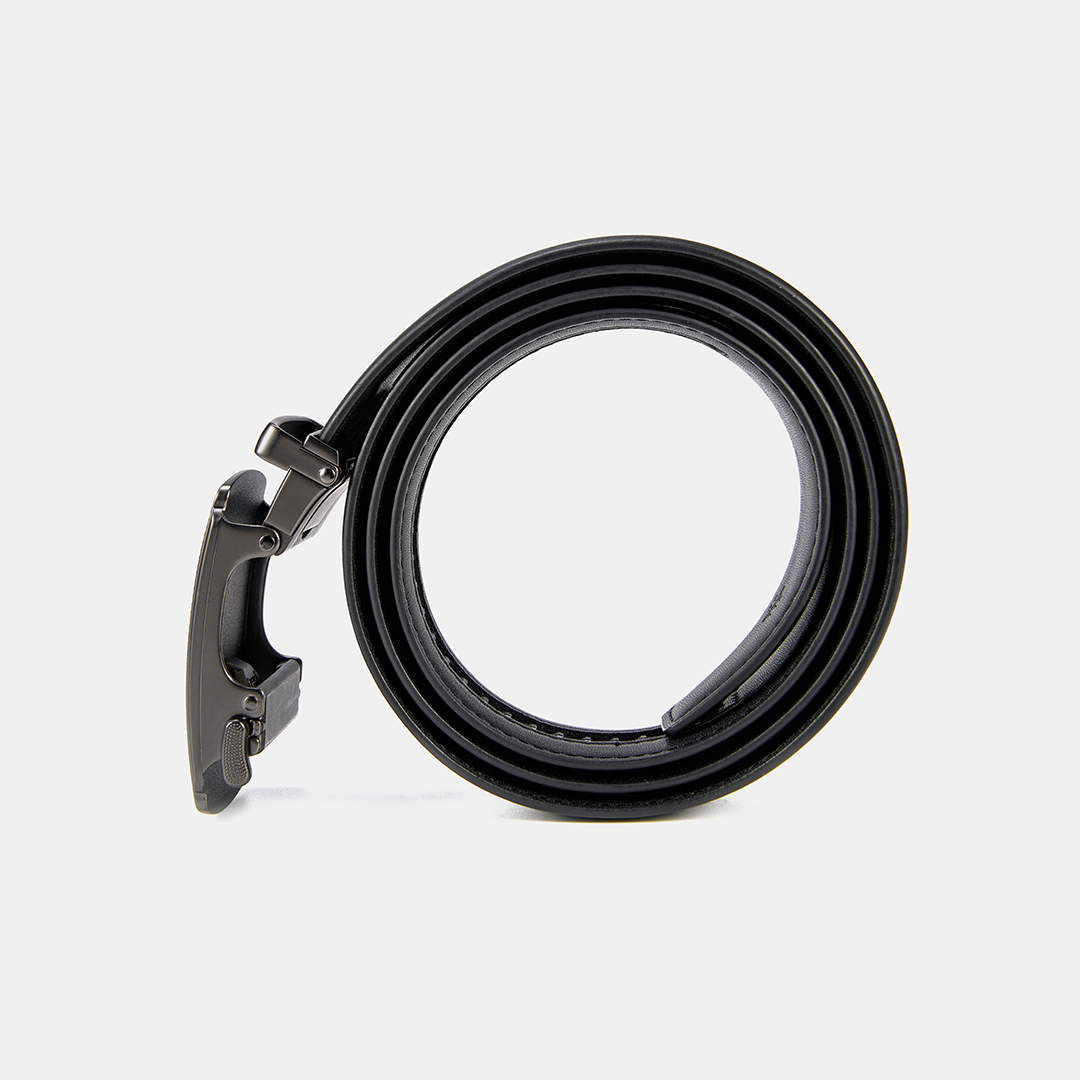 Được chế tác từ da thật cao cấp, sản phẩm không chỉ mang đến độ bền vượt trội mà còn đảm bảo cảm giác ôm vừa, cố định trang phục luôn gọn gàng, ngay ngắn