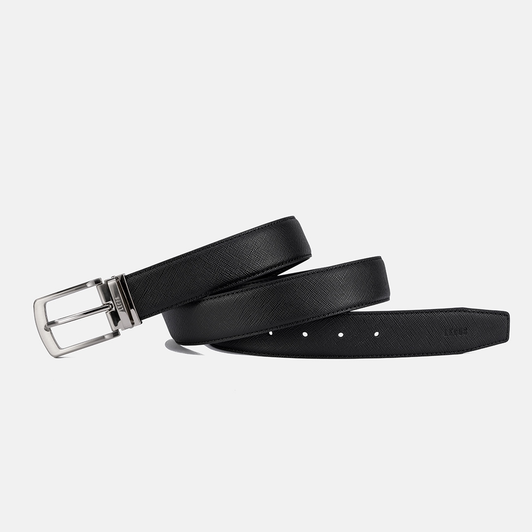 Không cố định với một kiểu đầu khóa duy nhất, dây lưng LECOS - LDB2 mang đến sự linh hoạt tuyệt đối, cho phép người dùng dễ dàng thay đổi mặt khóa để phù hợp với từng bộ trang phục