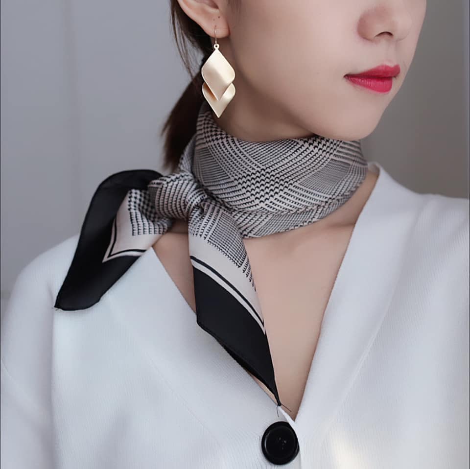 Qulupnay Ortoq-golib navining tavsifi, fotosuratlari va sharhlari Amanda Lipor porno filmda