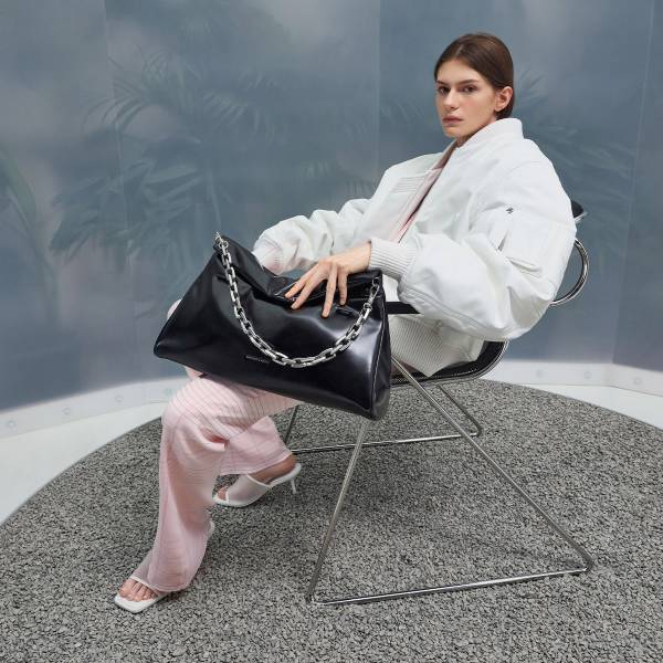 Túi xách Charles & Keith