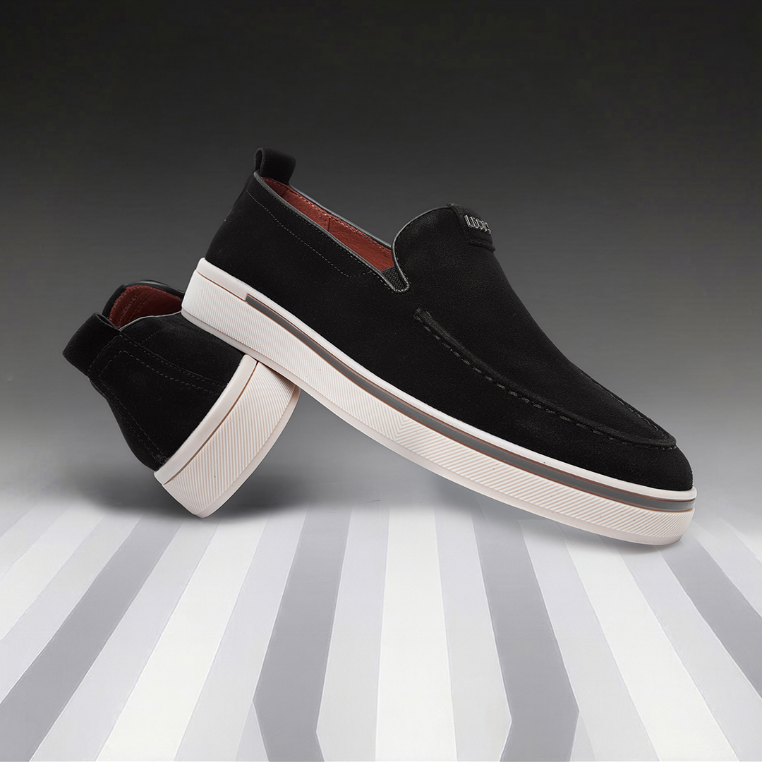 Phom dáng gọn gàng giúp đôi giày giữ được vẻ sang trọng nhưng vẫn trẻ trung.