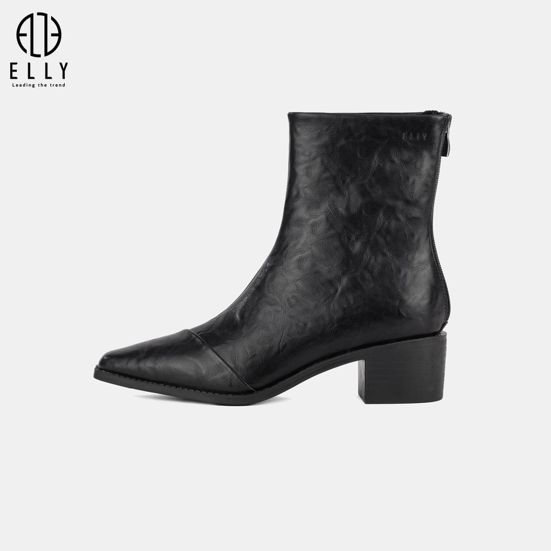 Thiết kế boot cao gót mũi nhọn form dáng thanh thoát, tôn dáng, dễ dàng kết hợp với nhiều phong cách từ sang trọng đến cá tính