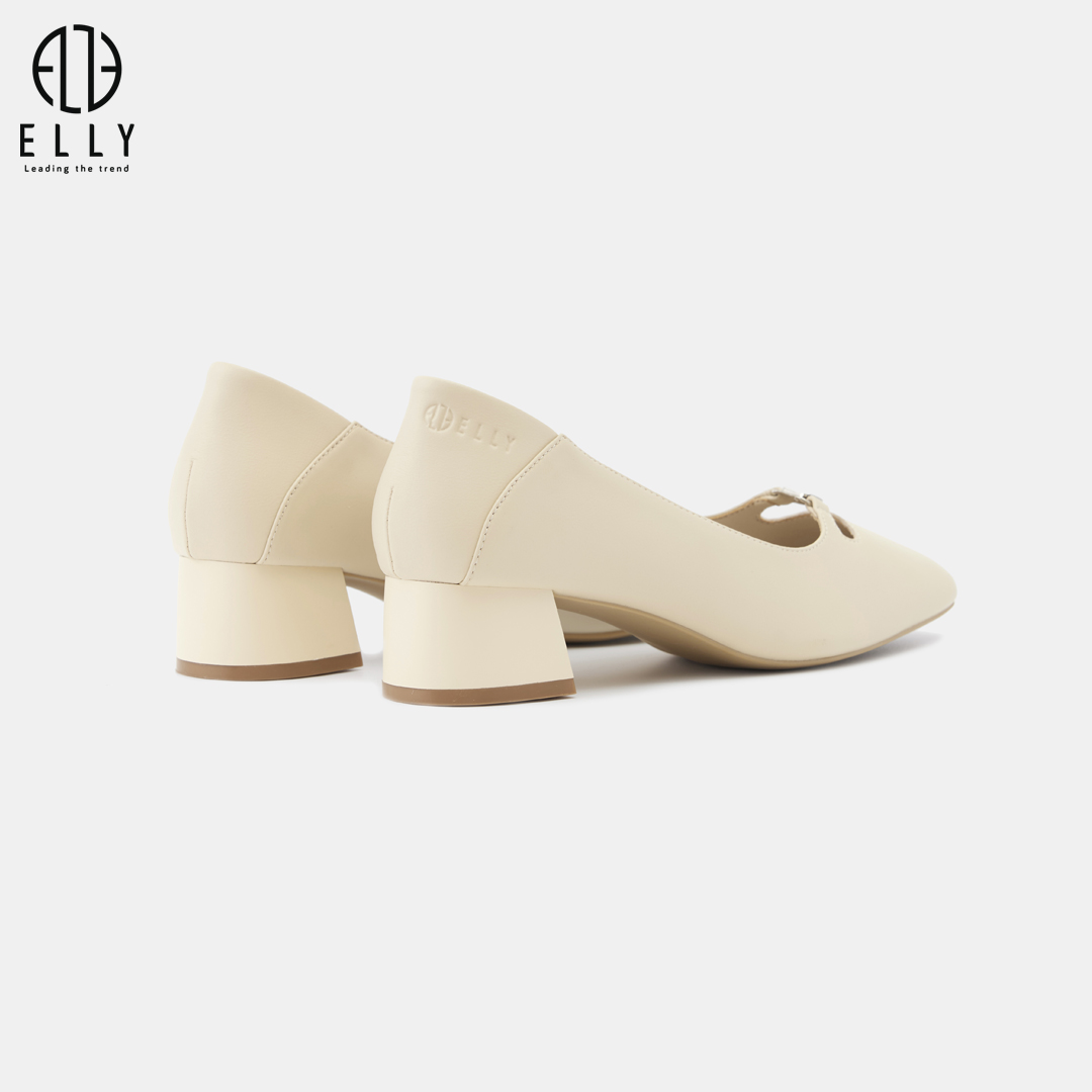 Gót trụ vuông chắc chắn, chiều cao vừa phải cho bước đi vững vàng