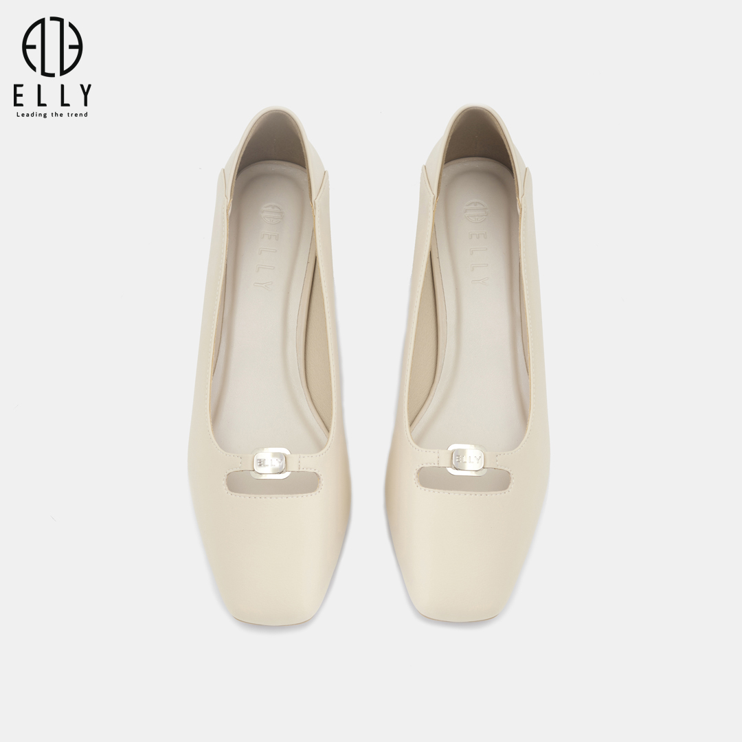 Tông nude nhẹ nhàng, tôn da, làm chân trông dài và thon hơn