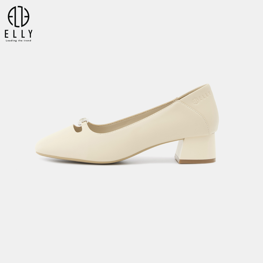 Cạnh giày dập tên thương hiệu ELLY tinh tế, thể hiện dấu ấn thương hiệu