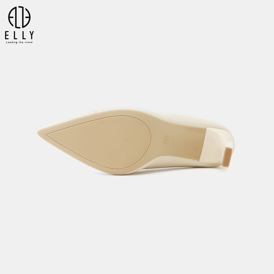 Đế giày chống trơn trượt, đảm bảo an toàn khi di chuyển 