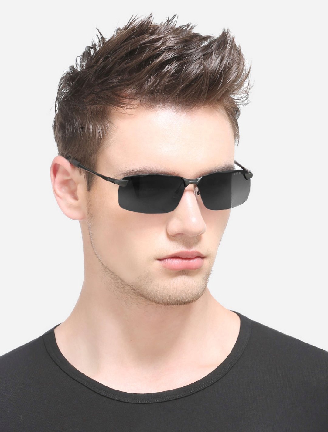 Kính mắt nam cao cấp LECOS - LK42 với thiết kế sang trọng, mang đến vẻ ngoài lịch lãm và đầy cuốn hút cho phái mạnh