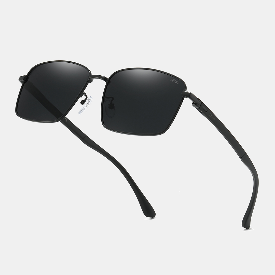 Thiết kế form chữ nhật vuông, các góc được bo nhẹ tạo nên vẻ cân đối và dễ dàng phù hợp với nhiều dáng mặt khác nhau