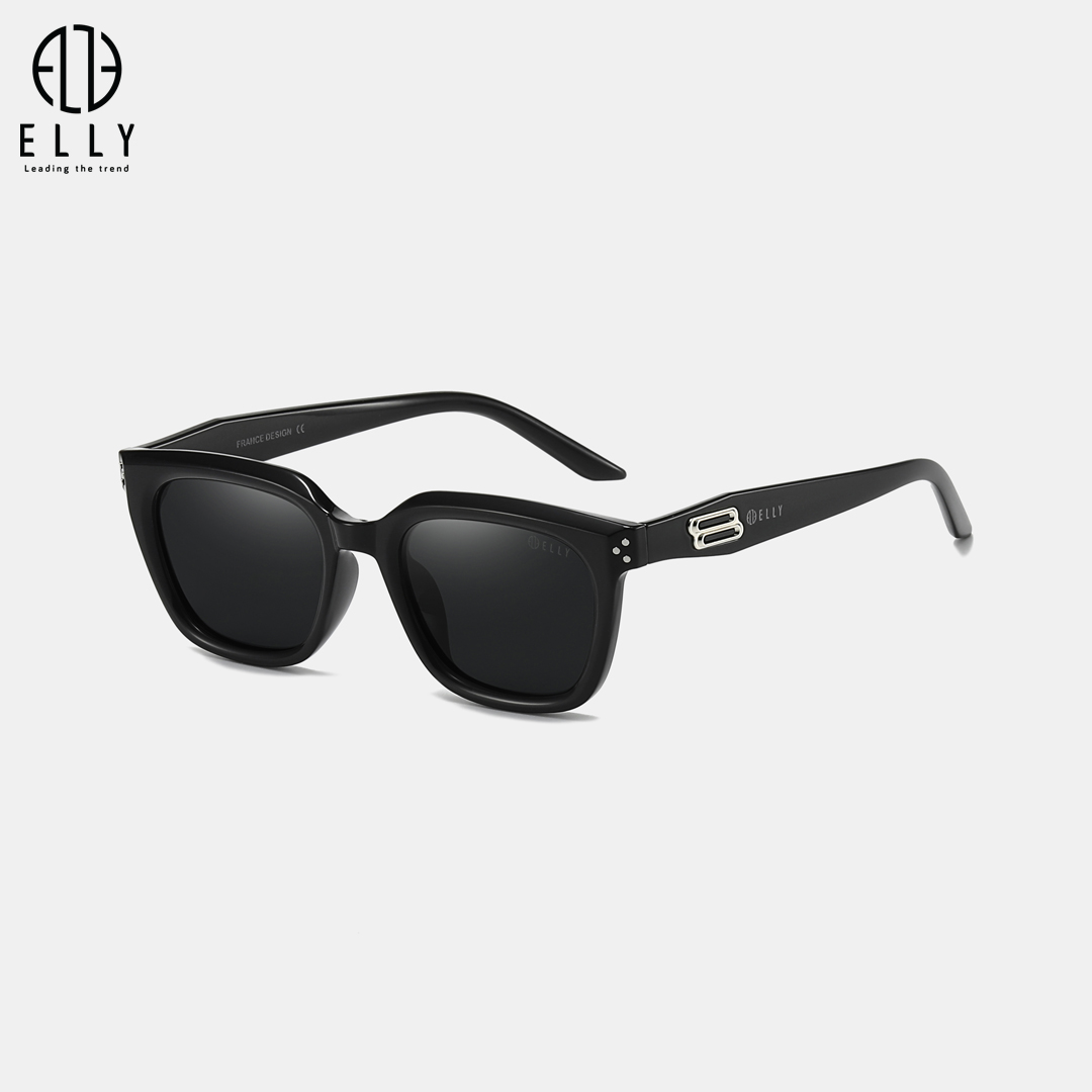 Càng kính có chi tiết kim loại màu bạc, tạo điểm nhấn sang trọng và nhận diện thương hiệu.