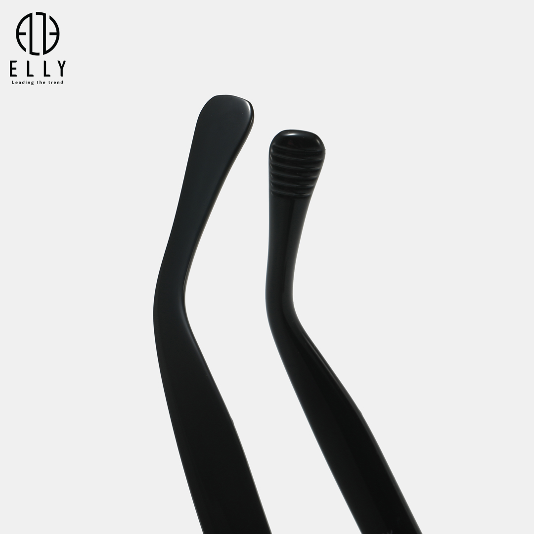 Càng kính bản vừa, thiết kế thon dần về phía đuôi, mang lại cảm giác chắc chắn và ôm tai