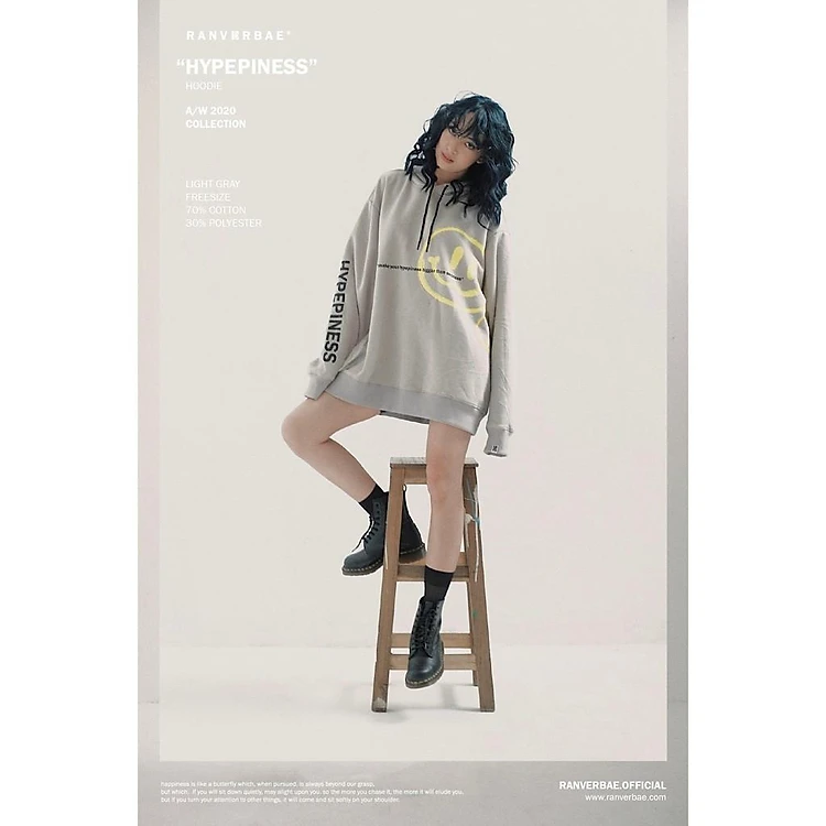 Phối boot cổ thấp với áo hoodie