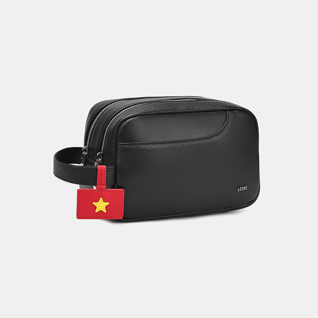 Sản phẩm chỉ bao gồm túi, không kèm charm trang trí như hình minh hoạ