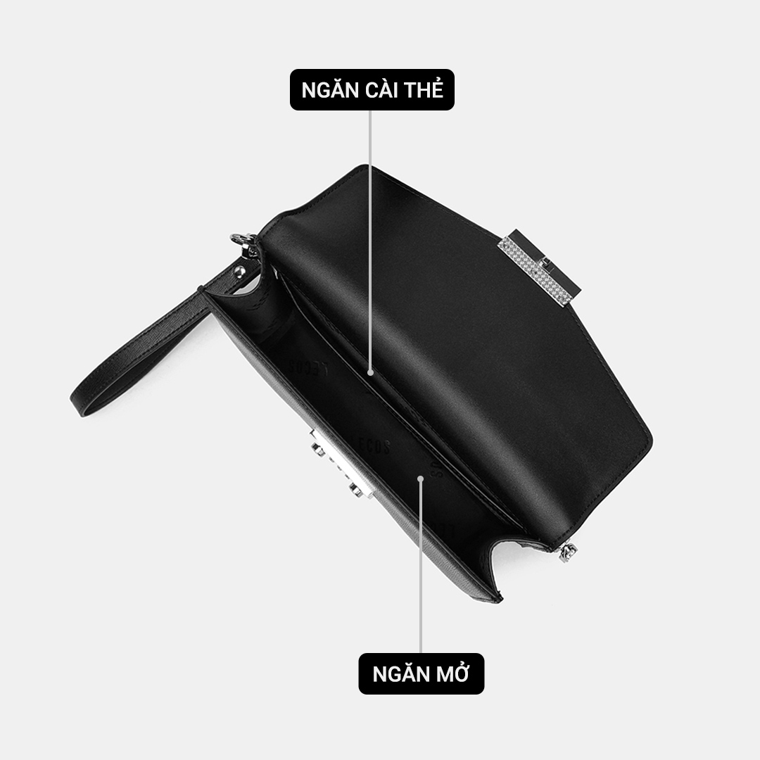 Clutch với 1 ngăn chính lớn, bên trọng có một ngăn phụ mở và ngăn cài thẻ giúp quý ông dễ dàng sắp xếp đồ đạc ngăn nắp và tiện lợi