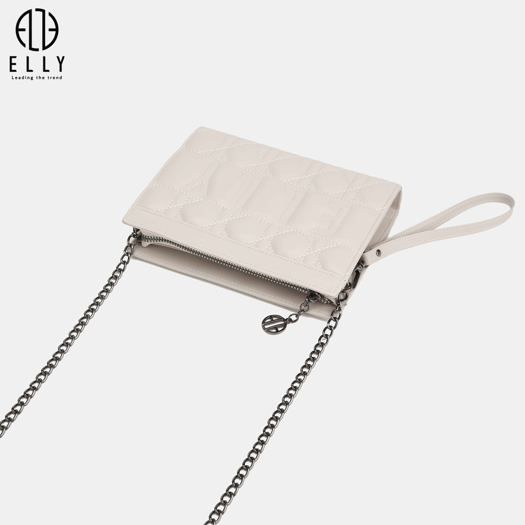 Sở hữu dáng clutch sang trọng mang tính thời đại nhưng ELLY – EC65 còn có thể giúp nàng linh hoạt thay đổi phong cách nhờ kết hợp với dây đeo để đeo chéo, đeo qua vai,…