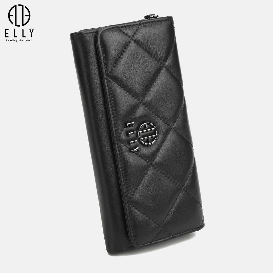 Được chế tác từ chất liệu da thật cao cấp, EC67 mang lại cảm giác mềm mại ngay từ lần đầu chạm vào