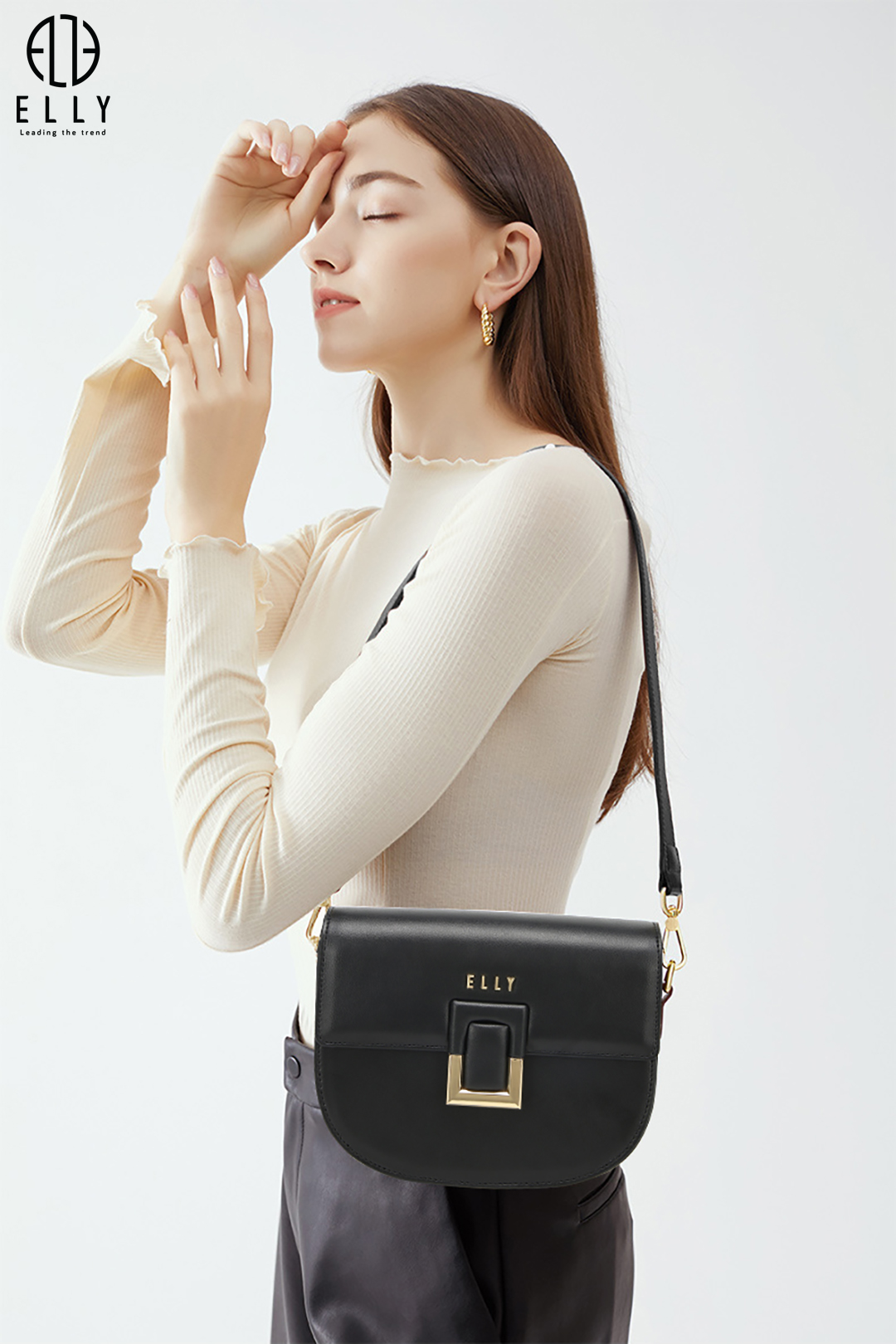 ELLY ET163 là một thiết kế sang trọng, mang đậm dấu ấn của thời trang cao cấp