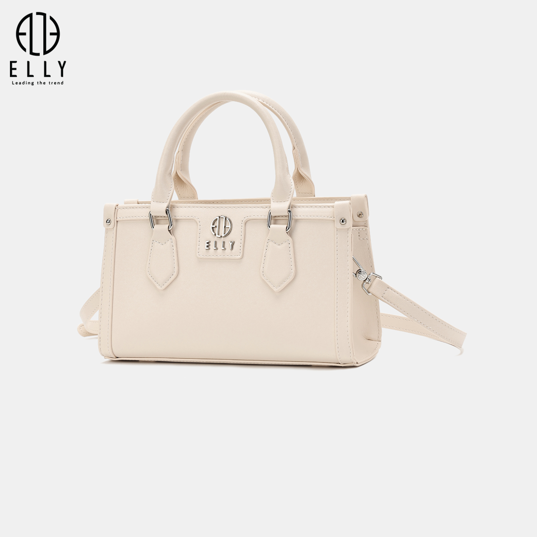 Quai xách tròn đứng form đẹp, giúp túi sang và cứng cáp hơn.