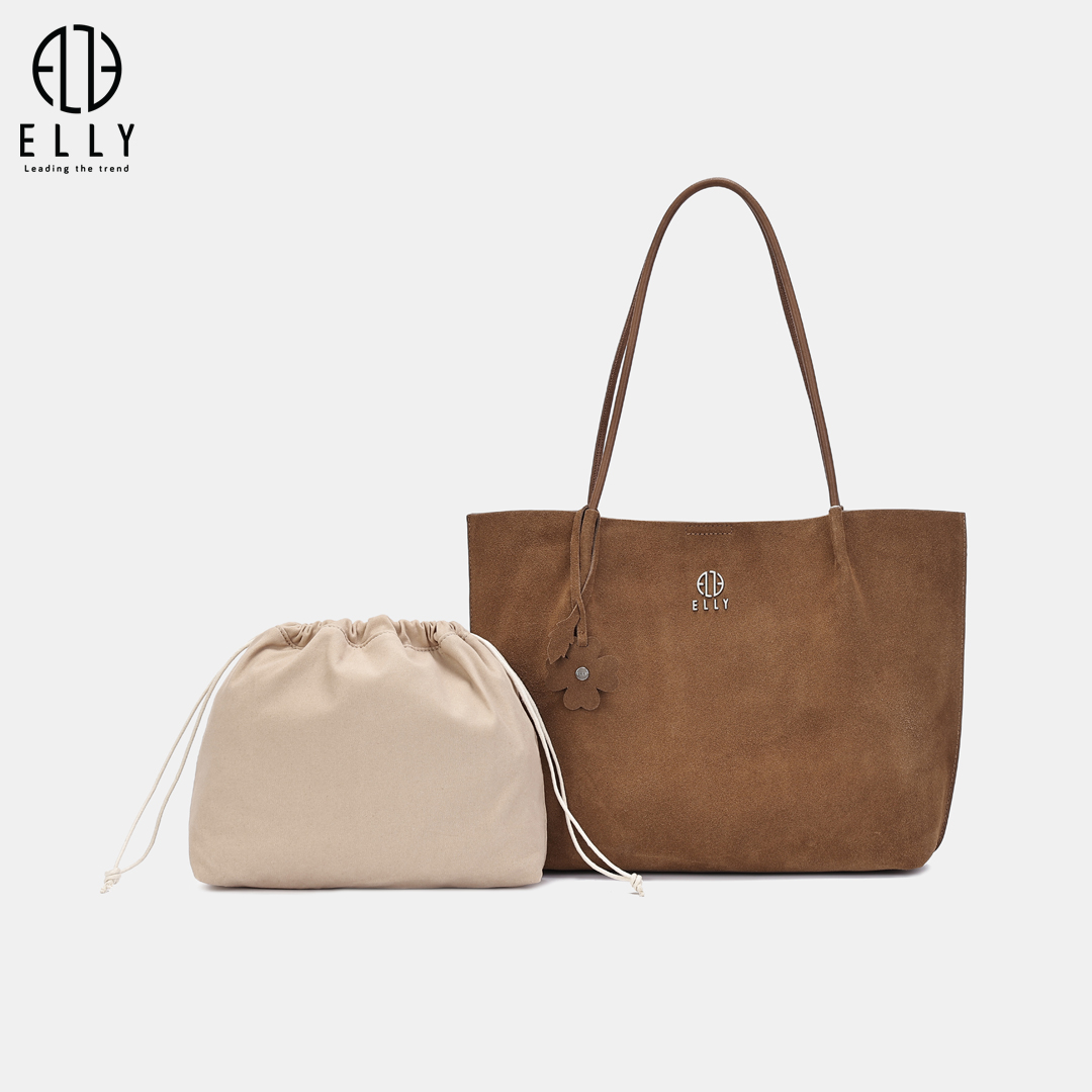 Bên trong: có túi vải tháo rời có dây rút, bên trong gồm 1 ngăn phụ mở và 1 ngăn phụ có khóa kéo, giúp sắp xếp đồ dùng gọn gàng và linh hoạt.