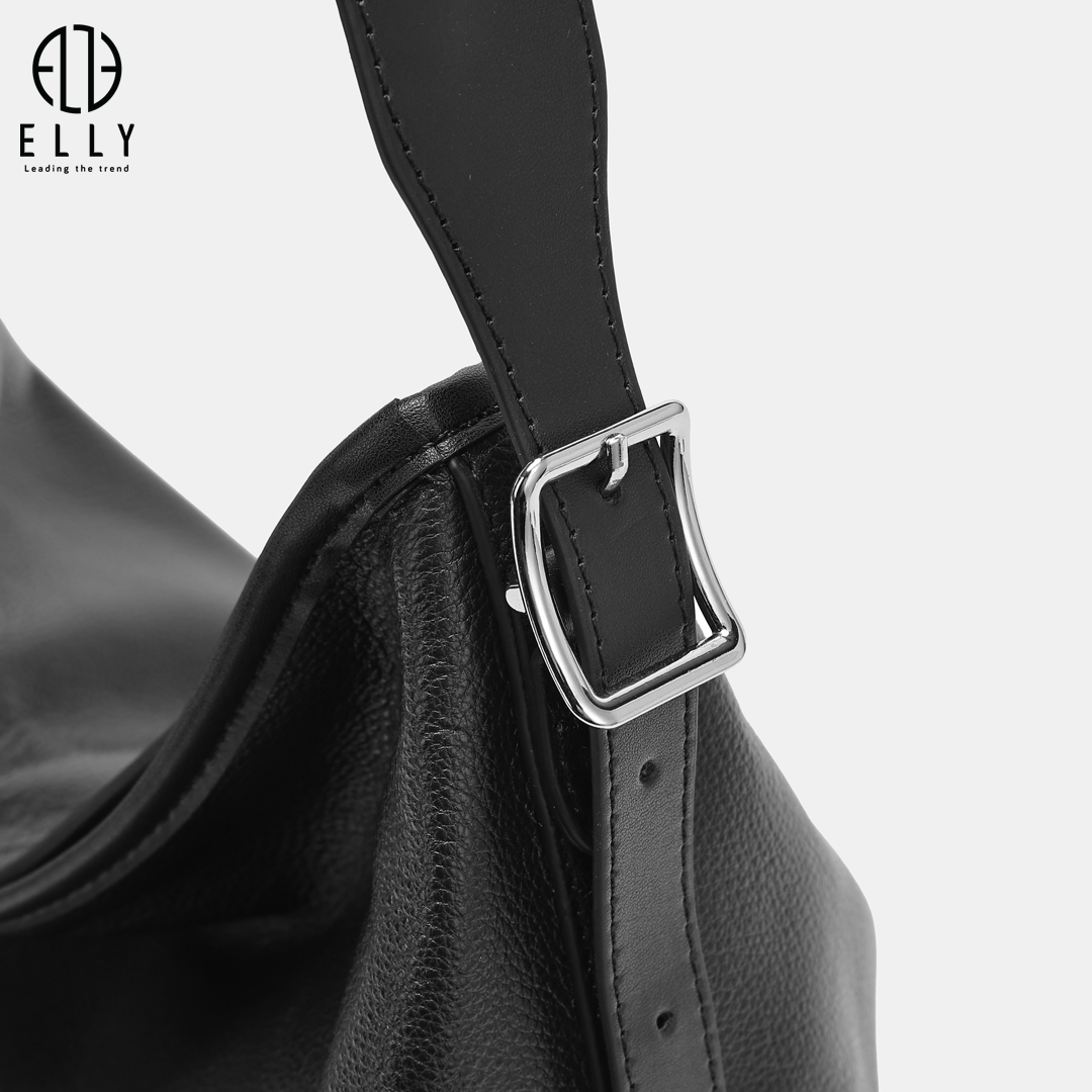 Dây đeo da bản vừa, có thể điều chỉnh độ dài linh hoạt, phù hợp đeo vai hoặc đeo chéo.