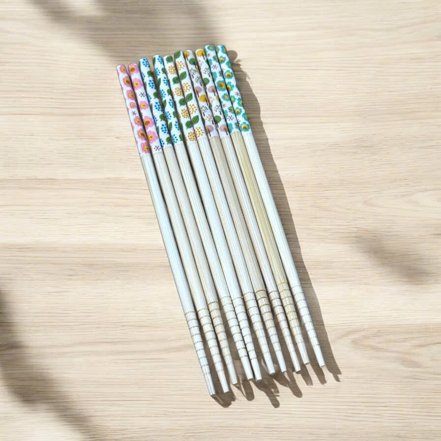 Set 5 đôi đũa gỗ mẫu hoa lá 22.5cm